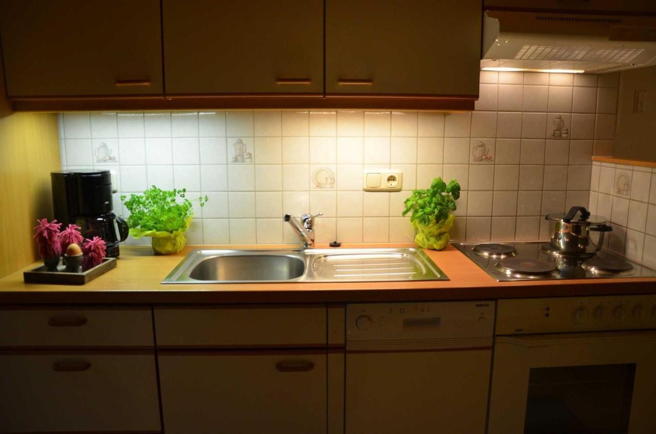 Apartment Dekker Мелау Екстериор снимка