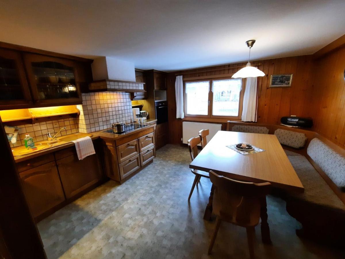 Apartment Dekker Мелау Екстериор снимка