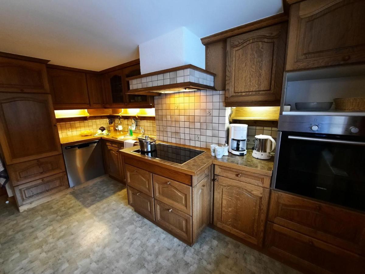 Apartment Dekker Мелау Екстериор снимка